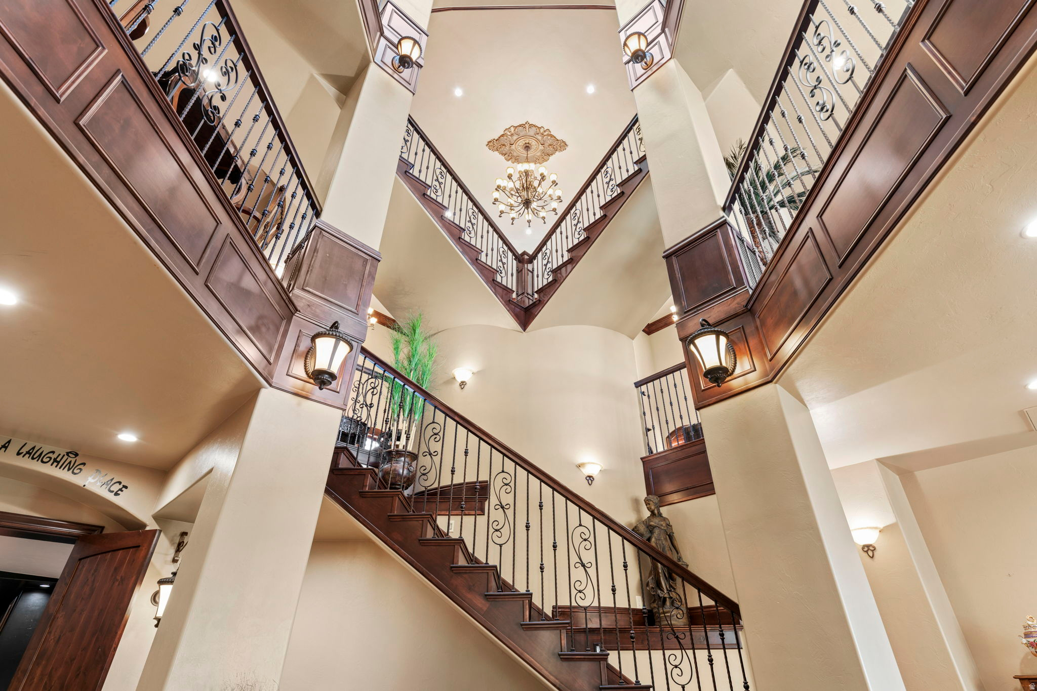 WESTGATE HILLS PH 1 - Residential