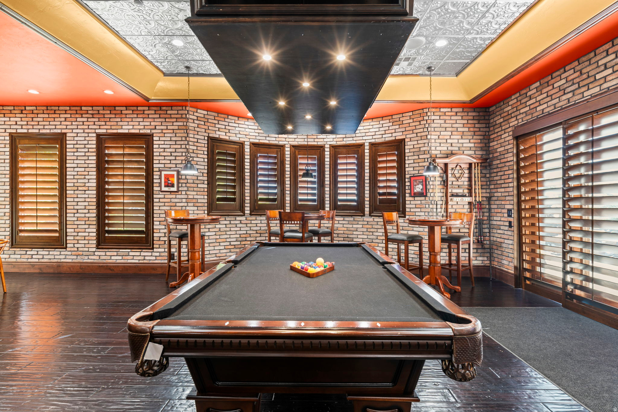 WESTGATE HILLS PH 1 - Residential