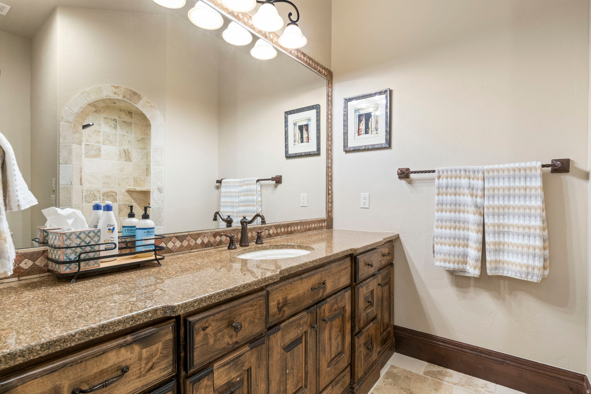 WESTGATE HILLS PH 1 - Residential