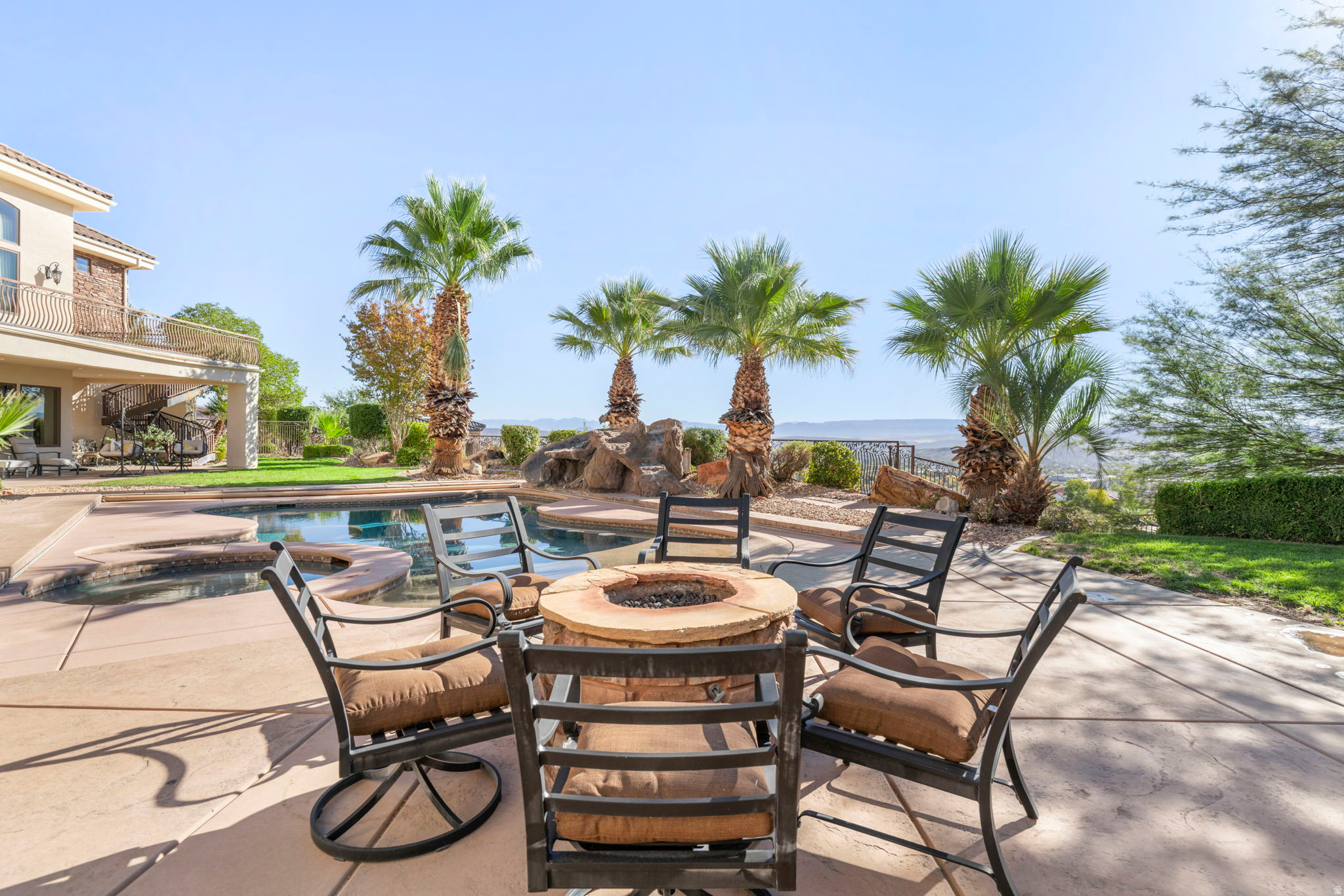 WESTGATE HILLS PH 1 - Residential