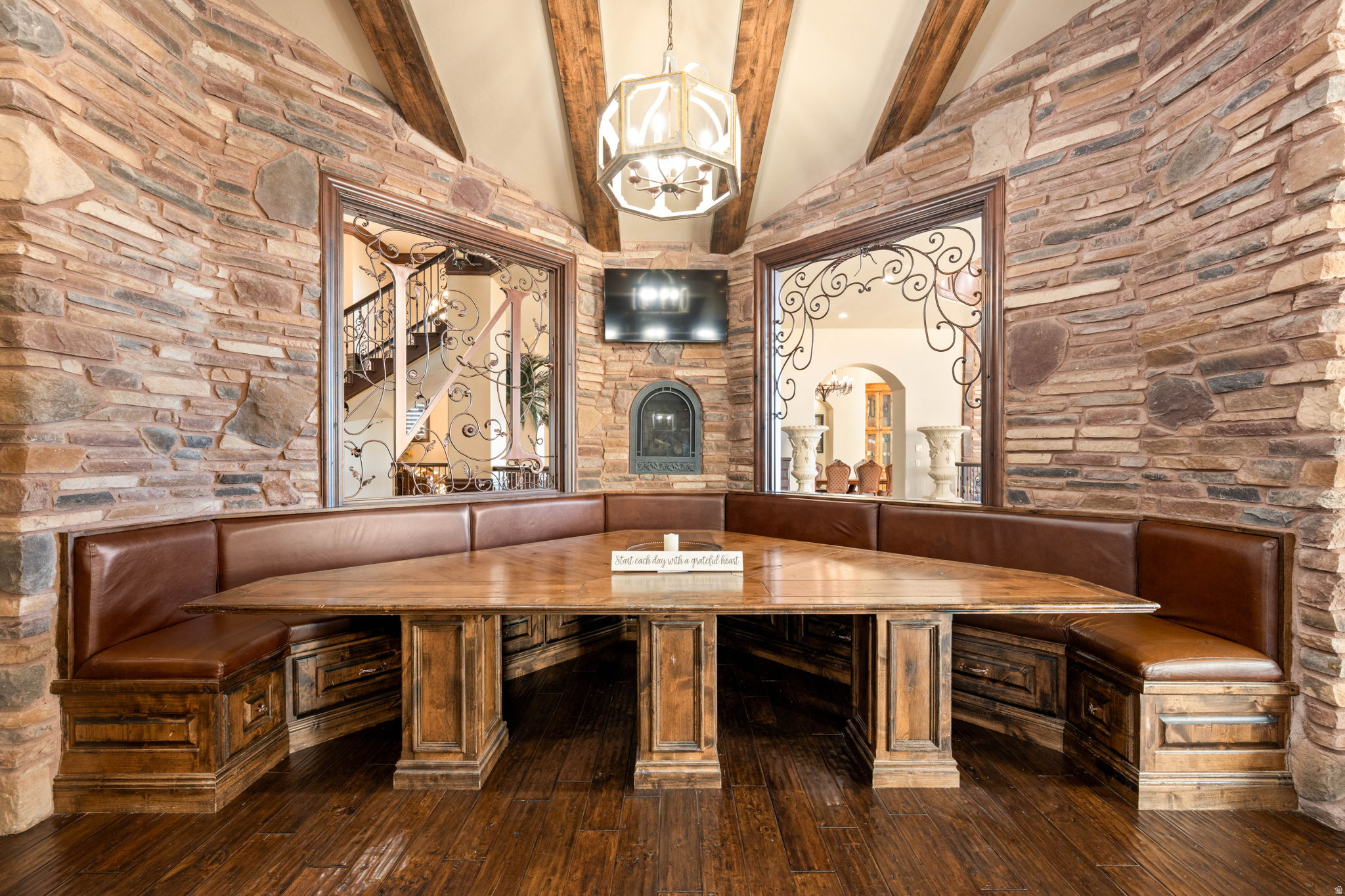 WESTGATE HILLS PH 1 - Residential