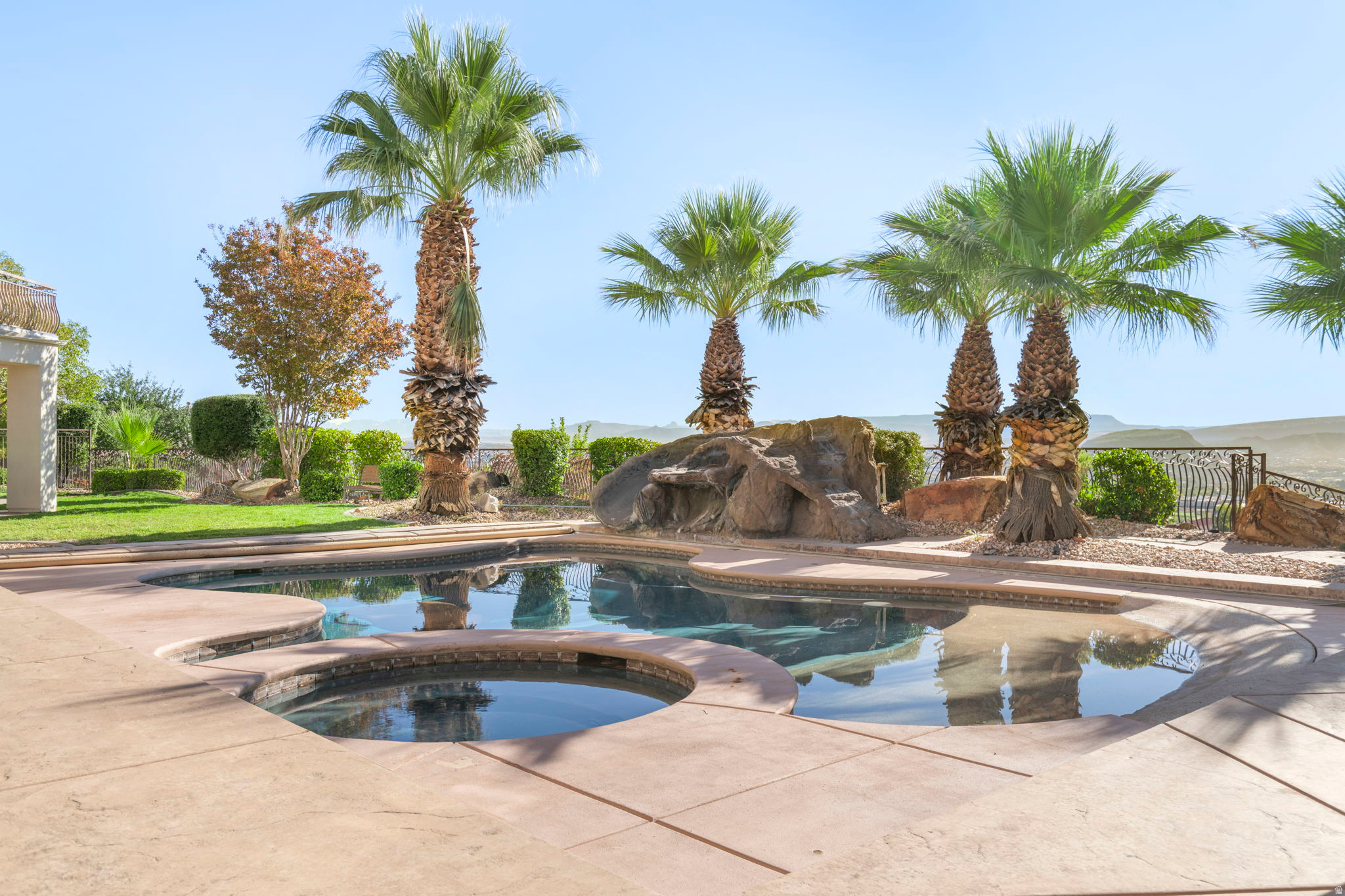 WESTGATE HILLS PH 1 - Residential