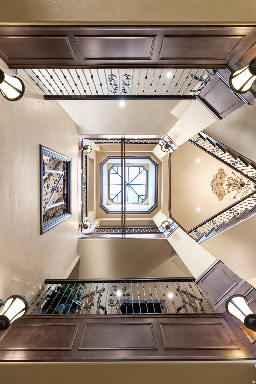 WESTGATE HILLS PH 1 - Residential