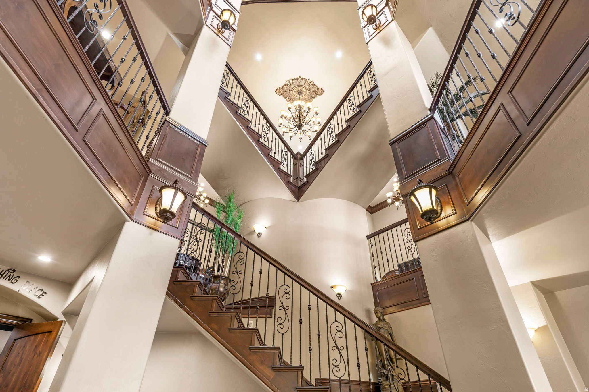 WESTGATE HILLS PH 1 - Residential