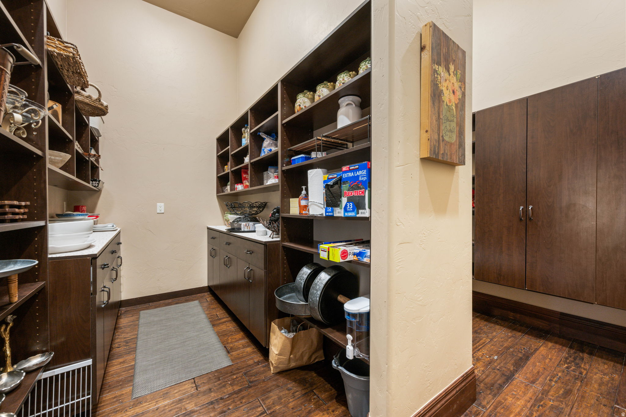 WESTGATE HILLS PH 1 - Residential