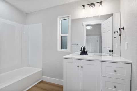Tiny photo for 562 LANCELOT DR #60, North Salt Lake, UT 84054 (MLS # 2137057)