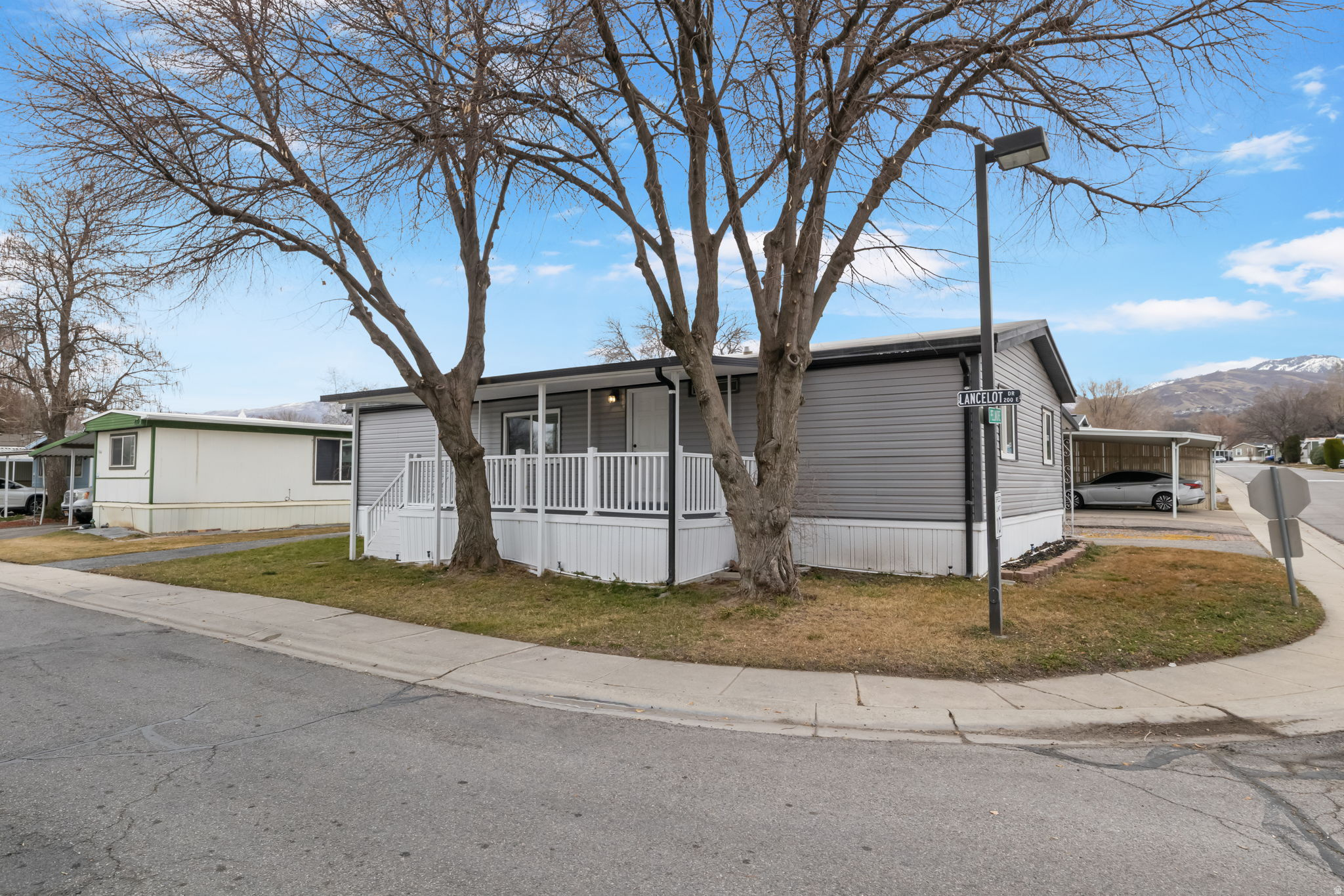 CAMELOT - Residential