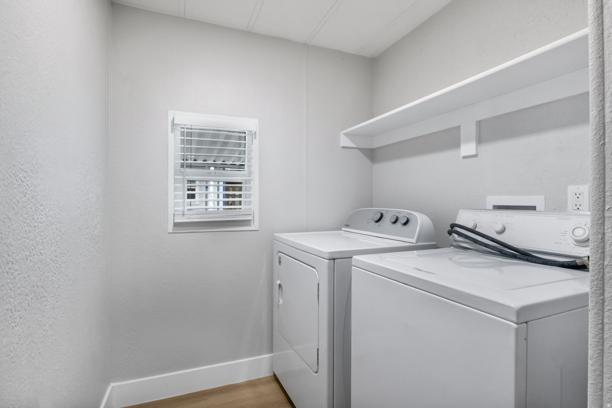 CAMELOT - Residential