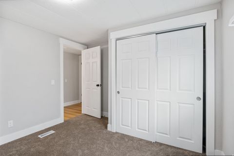 Tiny photo for 562 LANCELOT DR #60, North Salt Lake, UT 84054 (MLS # 2137057)