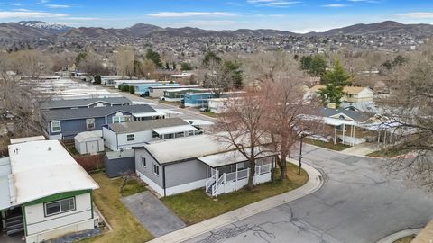 Tiny photo for 562 LANCELOT DR #60, North Salt Lake, UT 84054 (MLS # 2137057)