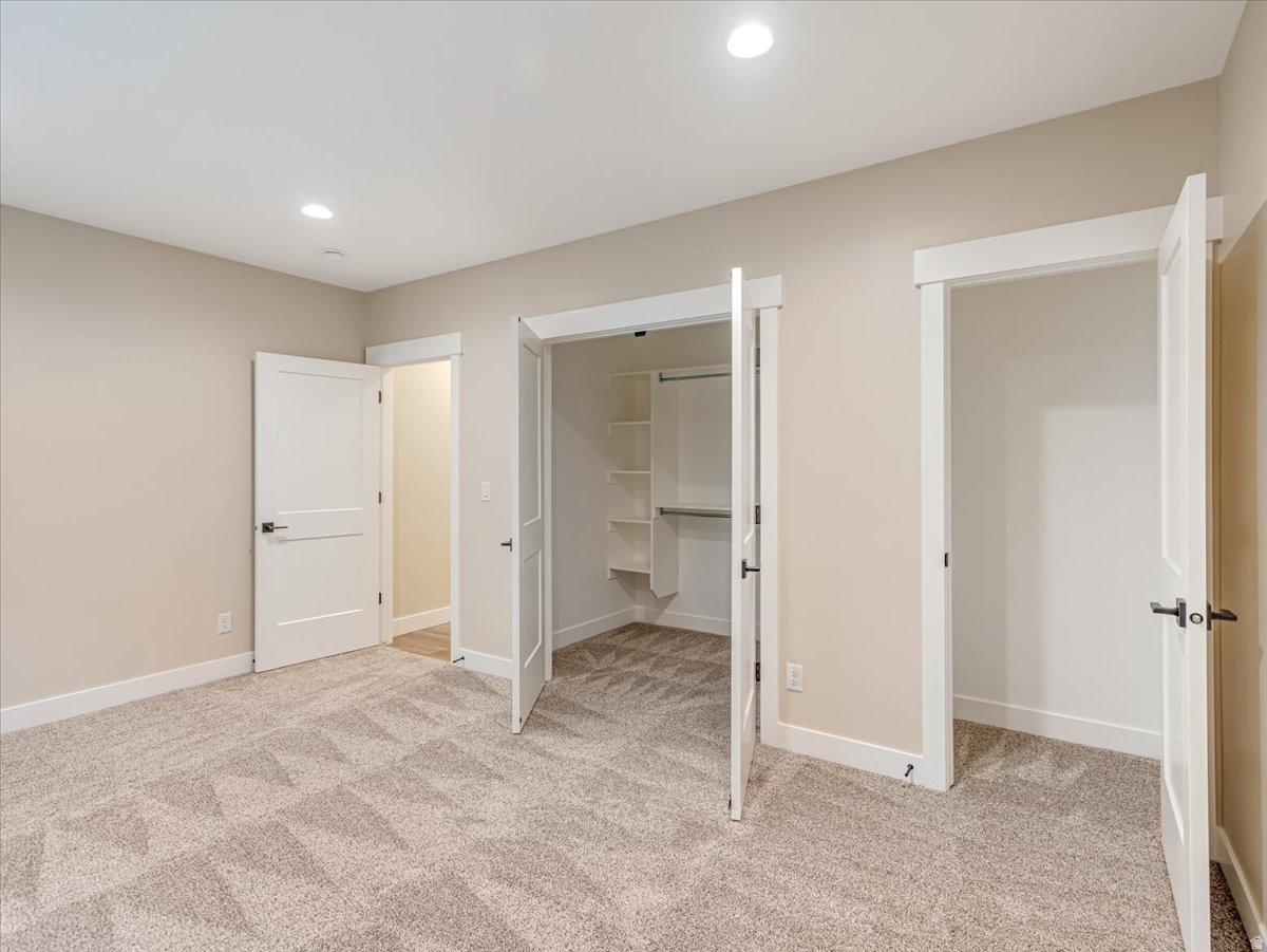 ARRIVAL - Residential