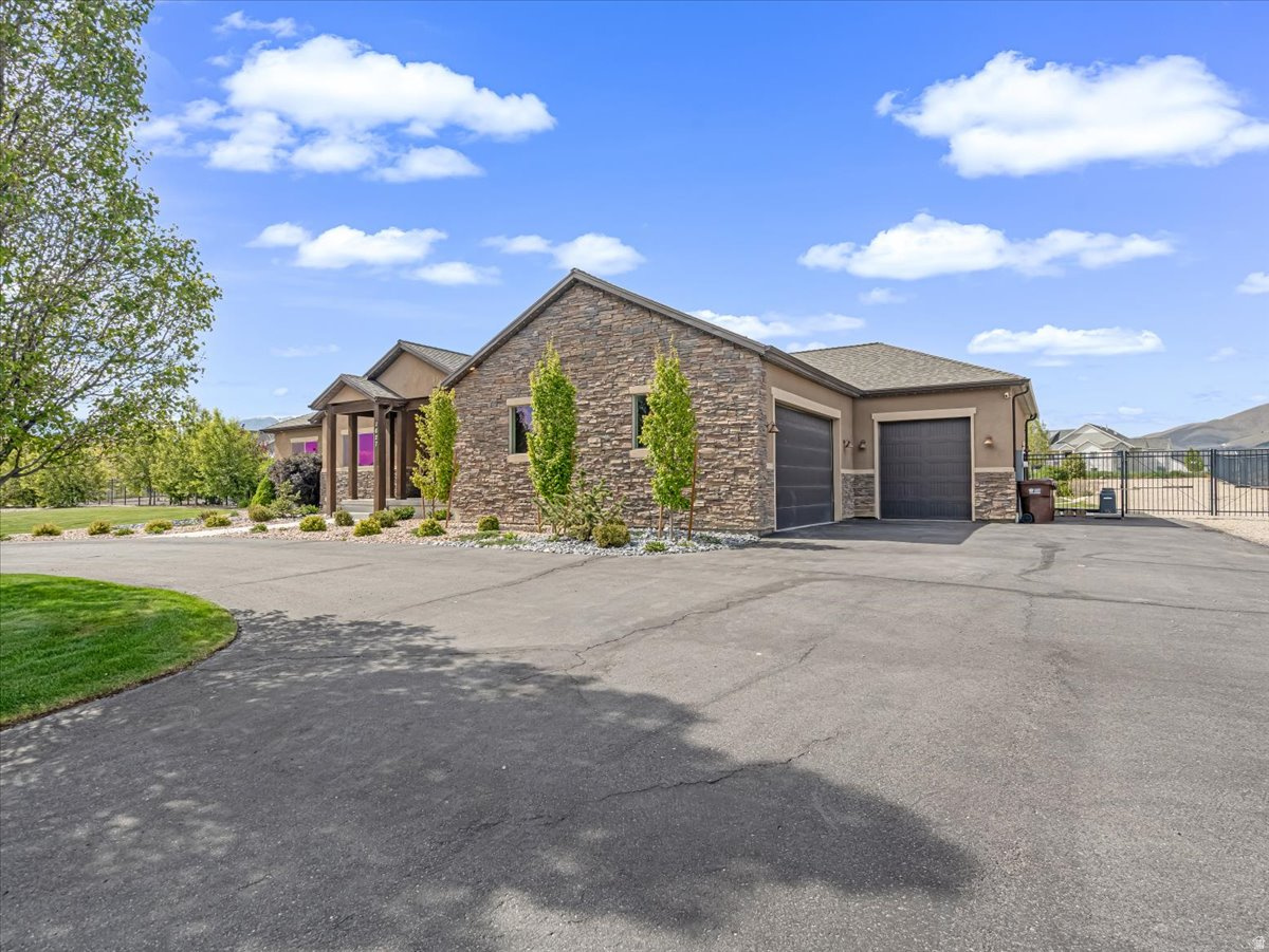 ARRIVAL - Residential
