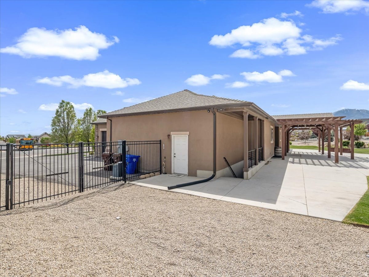 ARRIVAL - Residential