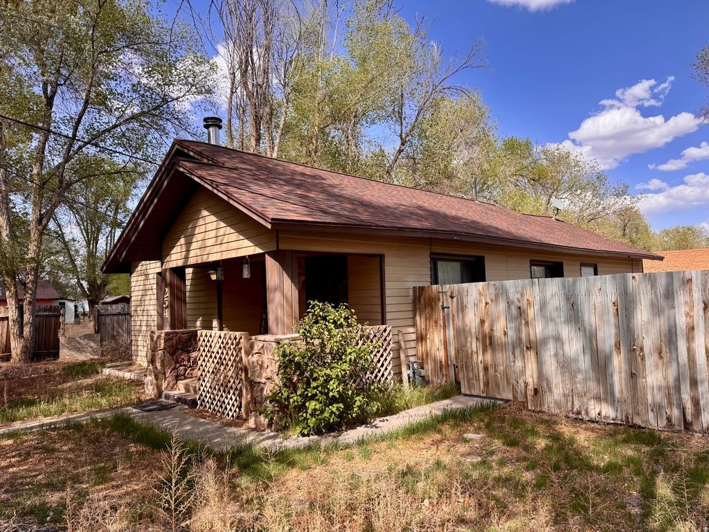 Photo of 254 N 100 E, Hinckley, UT 84635 (MLS # 2153464)