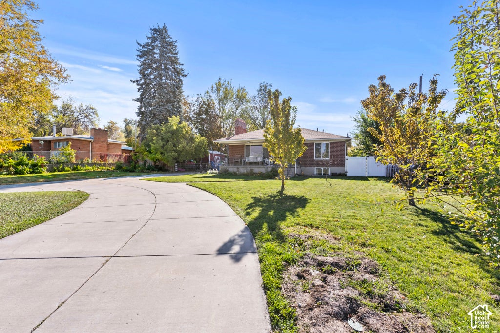 Photo of 387 W 2600 S, Bountiful, UT 84010 (MLS # 2193831)
