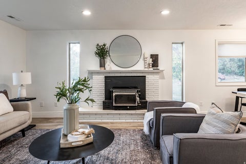Tiny photo for 347 S MOUNTAIN RD E, Fruit Heights, UT 84037 (MLS # 2172565)