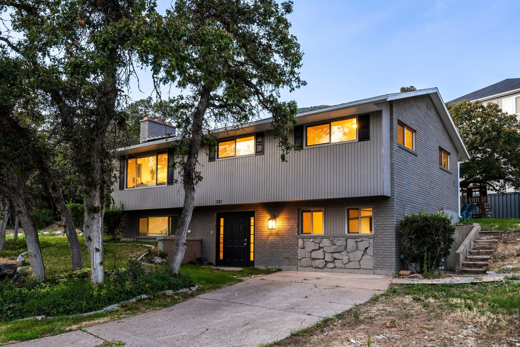 Photo 1 of 45 — 347 S MOUNTAIN RD E, Fruit Heights, UT 84037