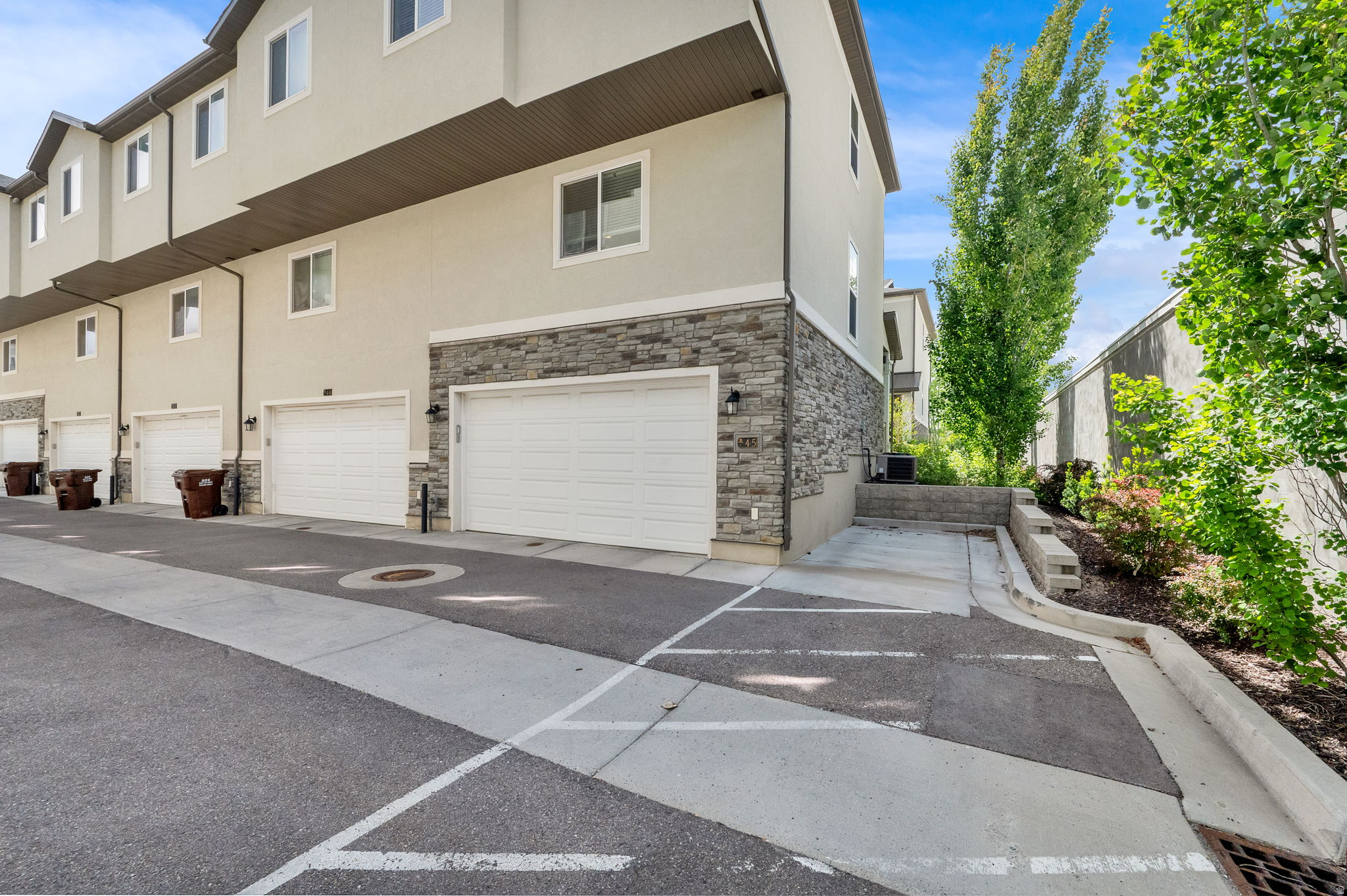 OLDE TOWNE CENTRE - Residential