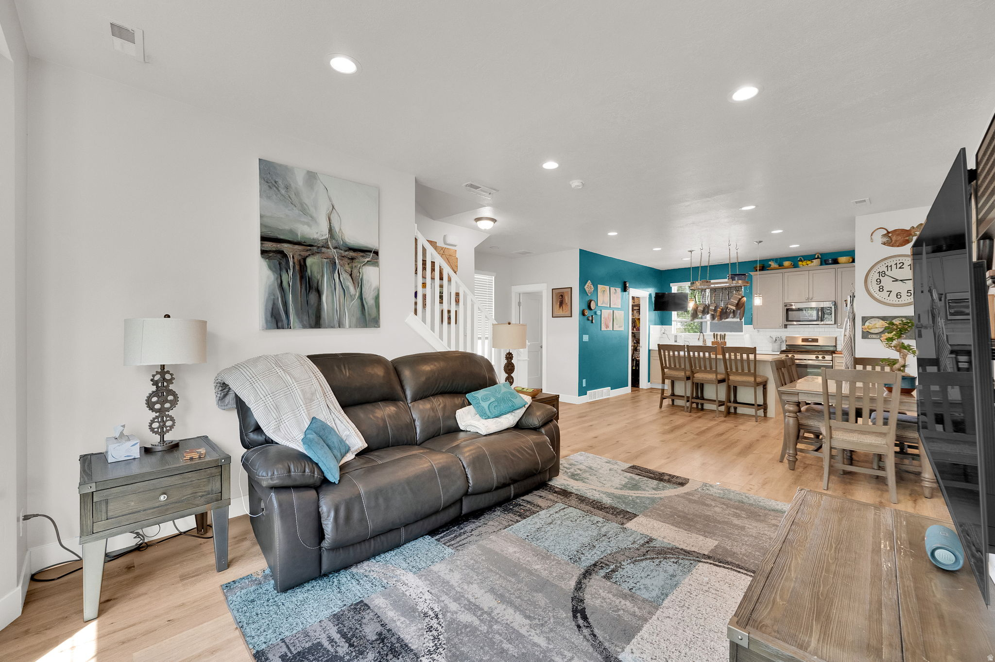 OLDE TOWNE CENTRE - Residential