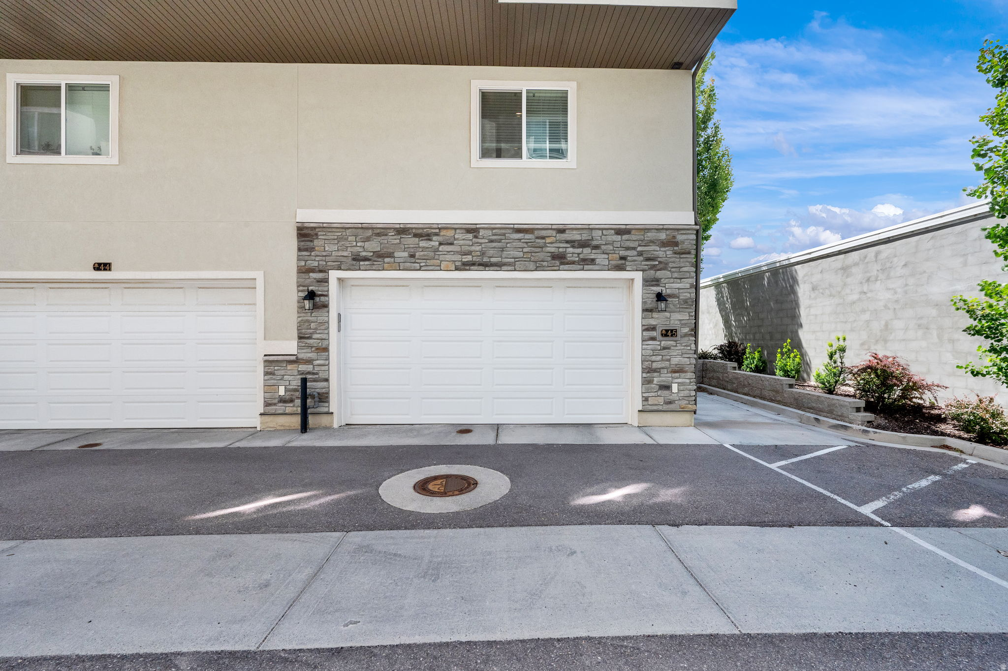 OLDE TOWNE CENTRE - Residential
