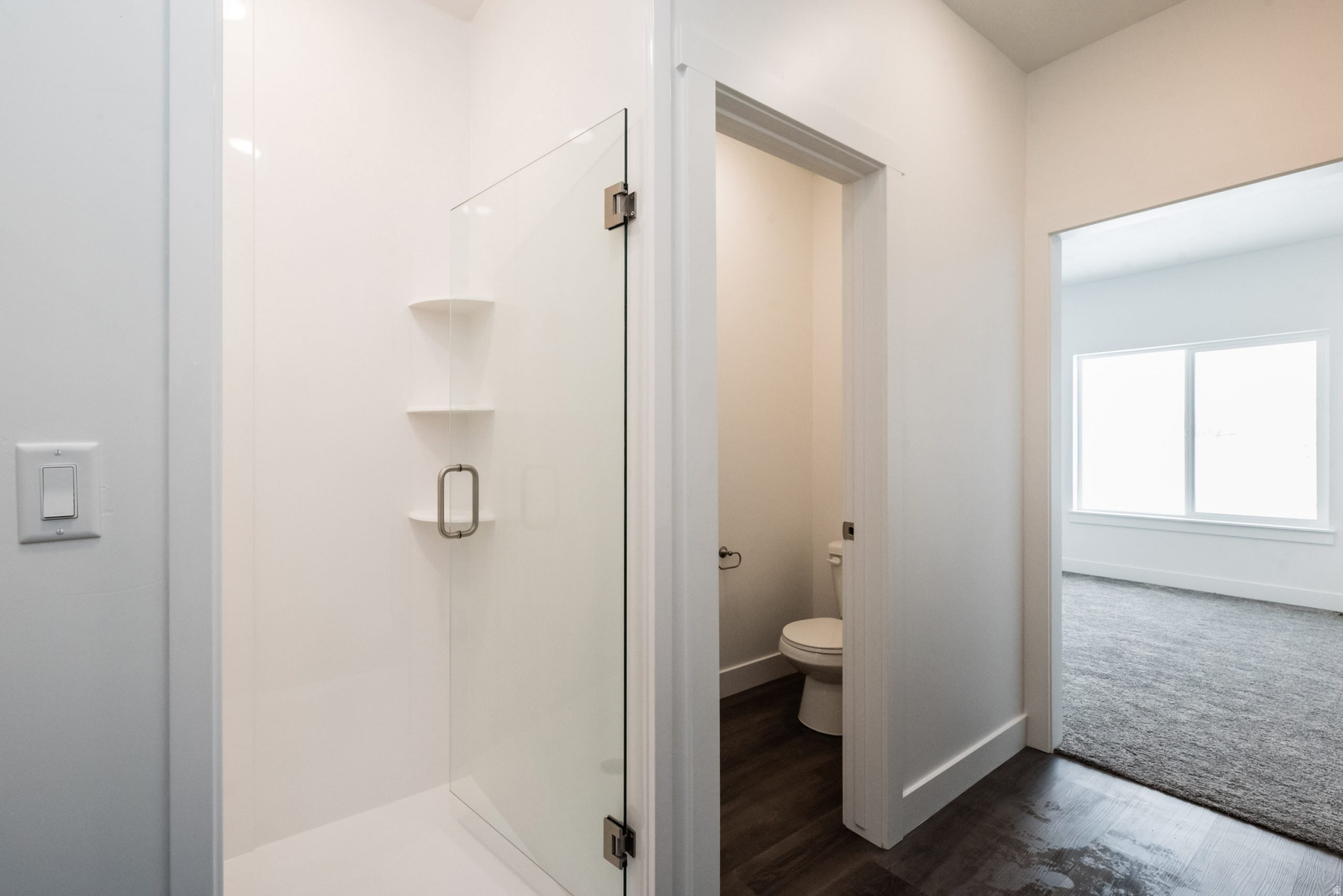 SMILING H - Residential