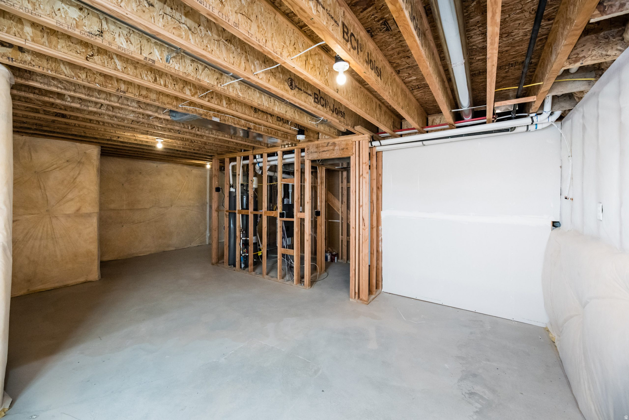 SMILING H - Residential