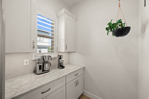 Tiny photo for 4934 S BEVERLY CT E, Holladay, UT 84117 (MLS # 2184572)