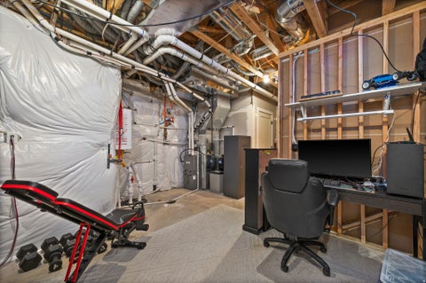 Tiny photo for 4934 S BEVERLY CT E, Holladay, UT 84117 (MLS # 2184572)