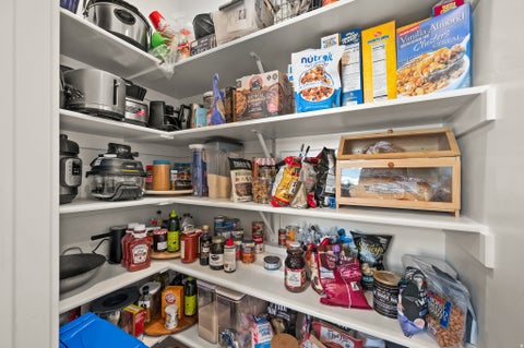 Tiny photo for 4934 S BEVERLY CT E, Holladay, UT 84117 (MLS # 2184572)