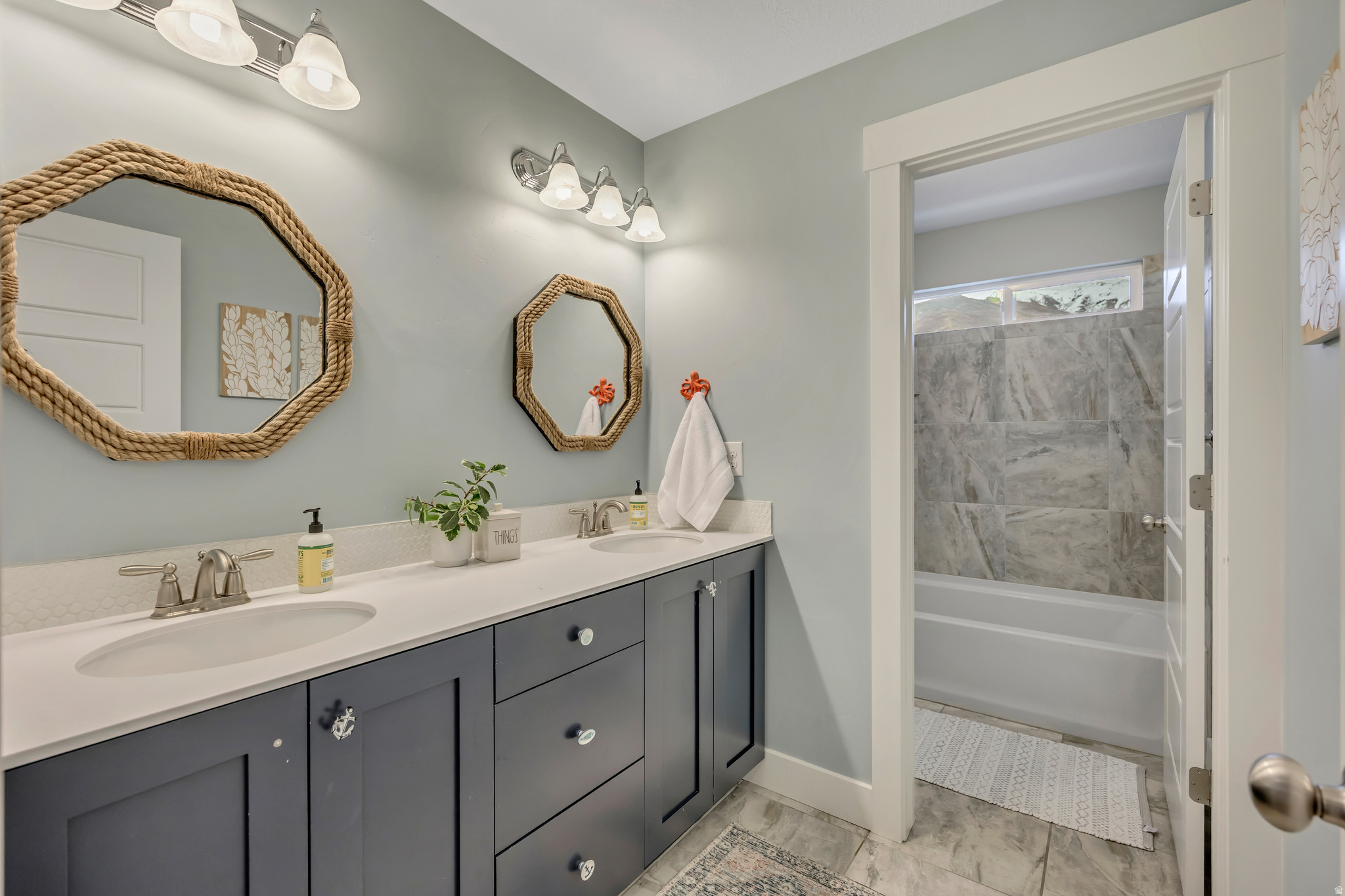 FARMINGTON HOLLOW106 - Residential