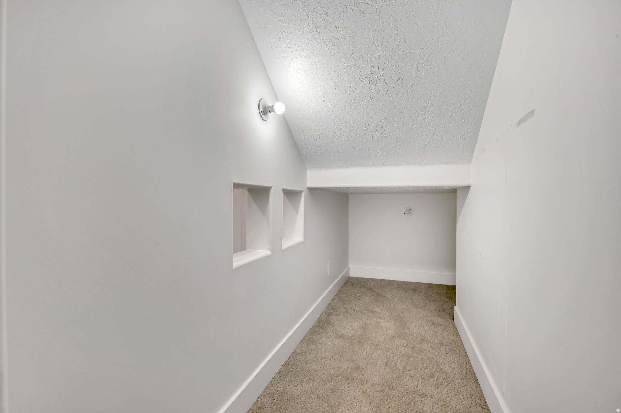 FARMINGTON HOLLOW106 - Residential