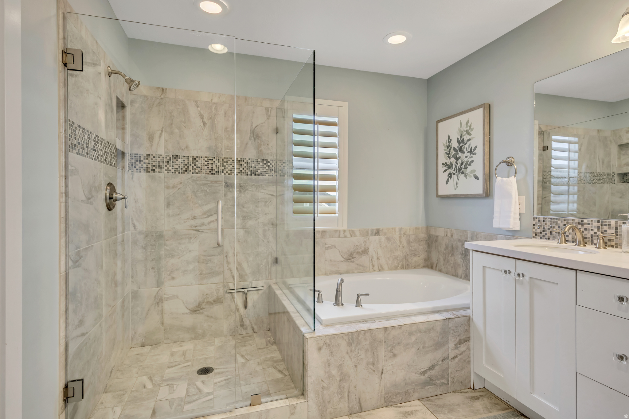 FARMINGTON HOLLOW106 - Residential