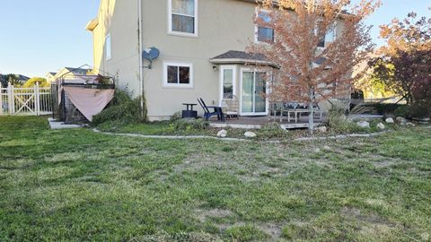 Tiny photo for 1767 W COUNTRY BEND RD N, Farmington, UT 84025 (MLS # 2118762)