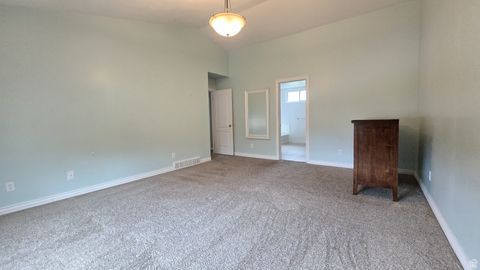 Tiny photo for 1767 W COUNTRY BEND RD N, Farmington, UT 84025 (MLS # 2118762)
