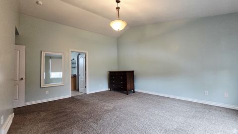 Tiny photo for 1767 W COUNTRY BEND RD N, Farmington, UT 84025 (MLS # 2118762)