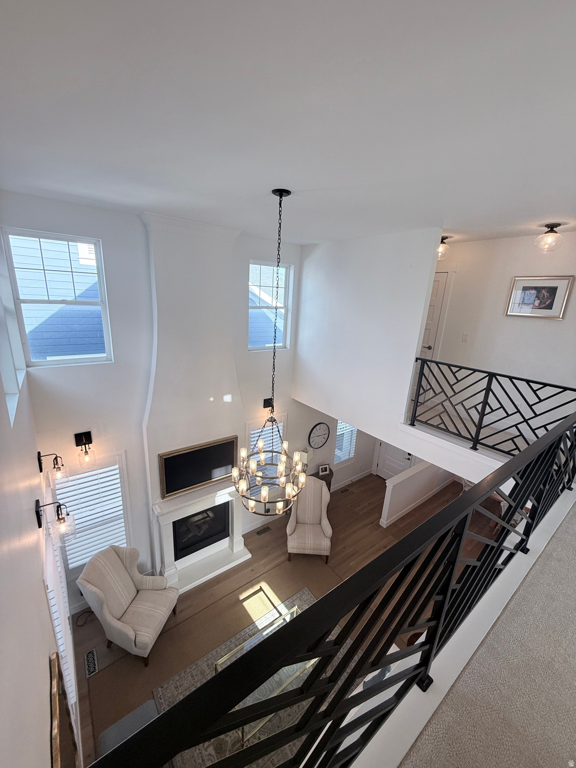 DAYBREAK - Residential