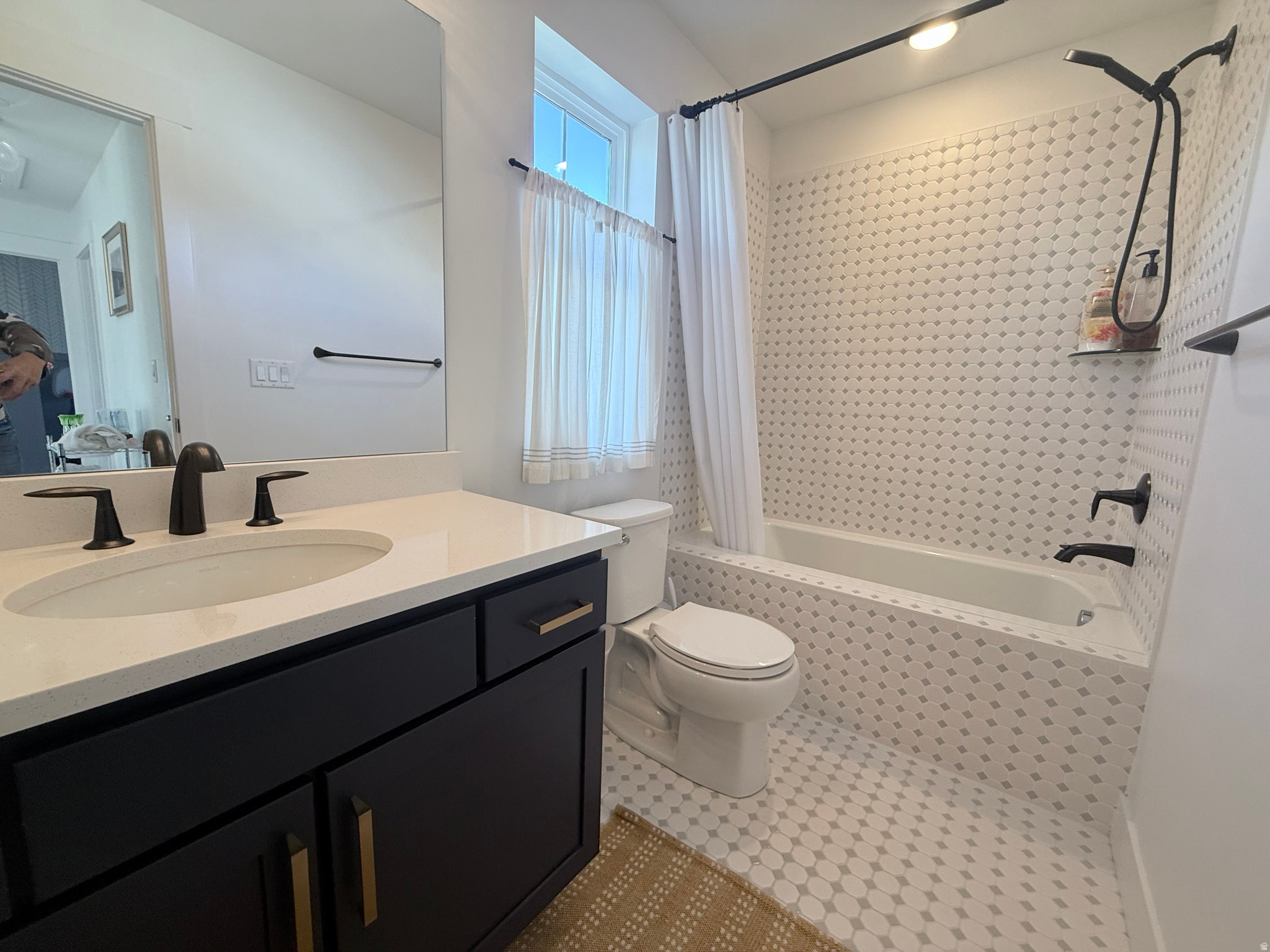 DAYBREAK - Residential