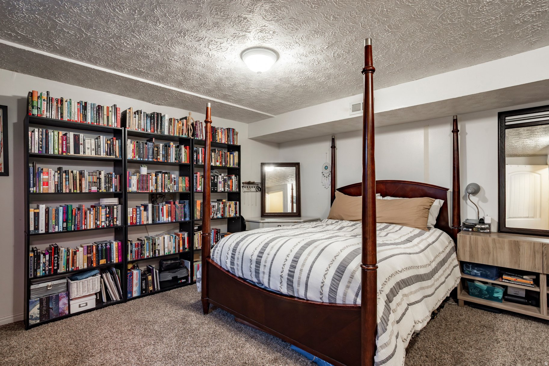 THOMAS ESTATES #4 - Residential