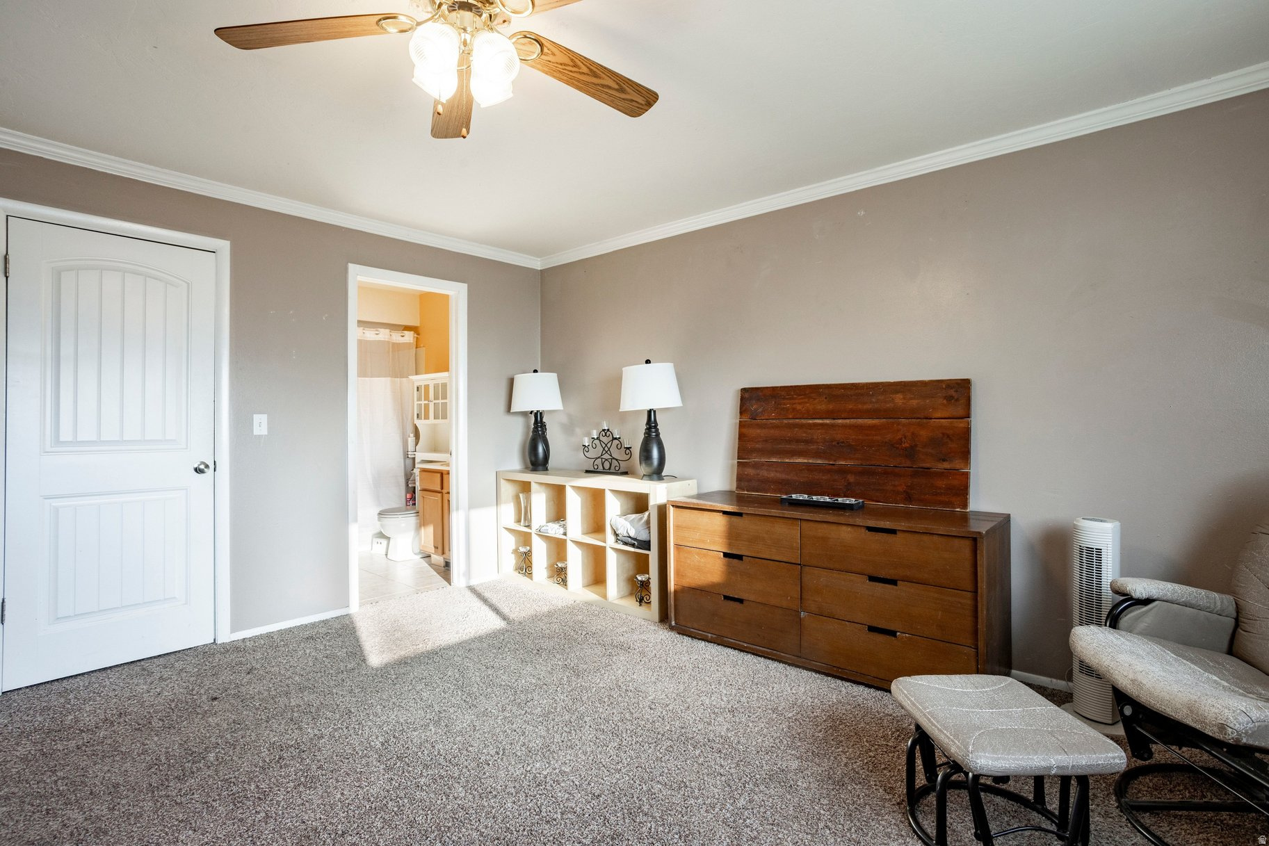 THOMAS ESTATES #4 - Residential