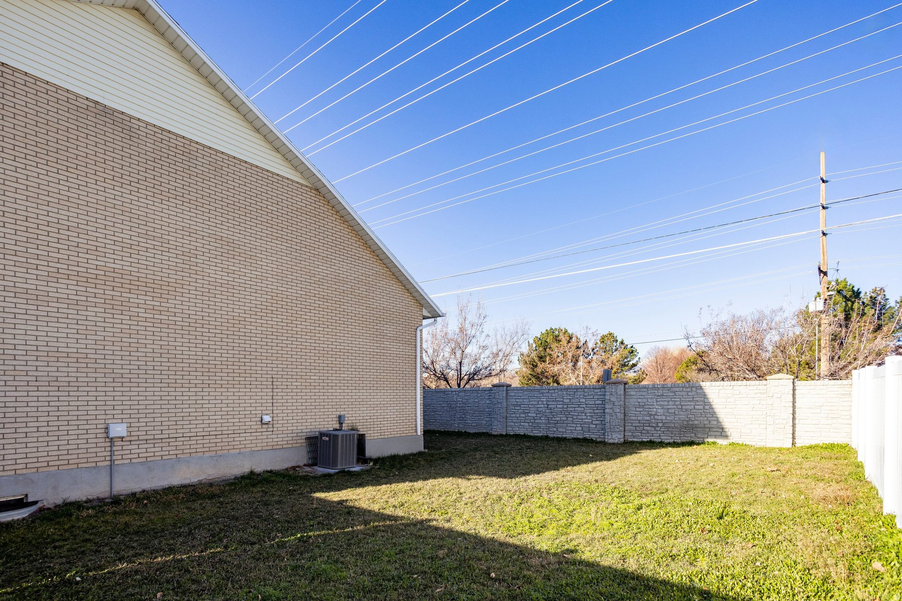 THOMAS ESTATES #4 - Residential