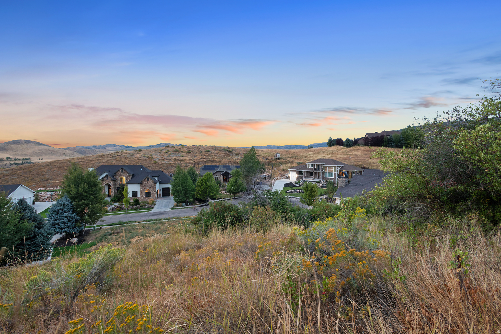 COTTONWOOD HILLS - Land