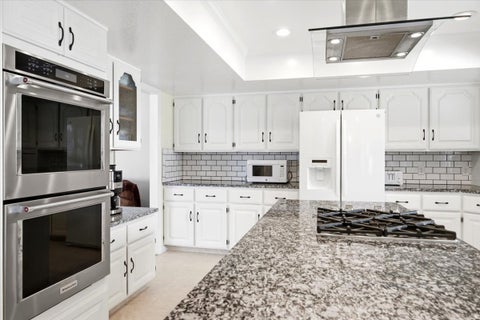 Tiny photo for 1388 N HILLSBORO DR, Layton, UT 84040 (MLS # 2173764)