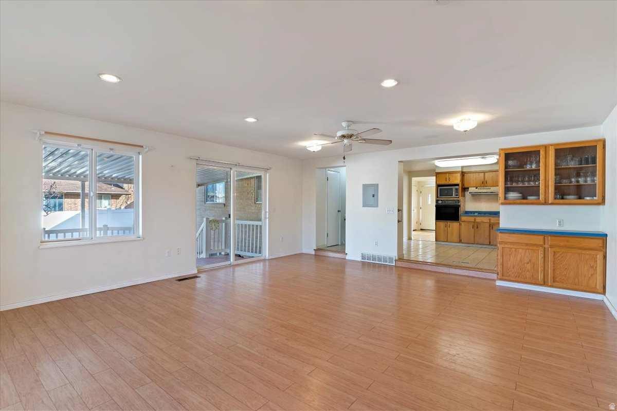 CAROLE HEIGHTS - Residential