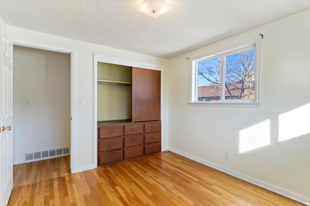 CAROLE HEIGHTS - Residential