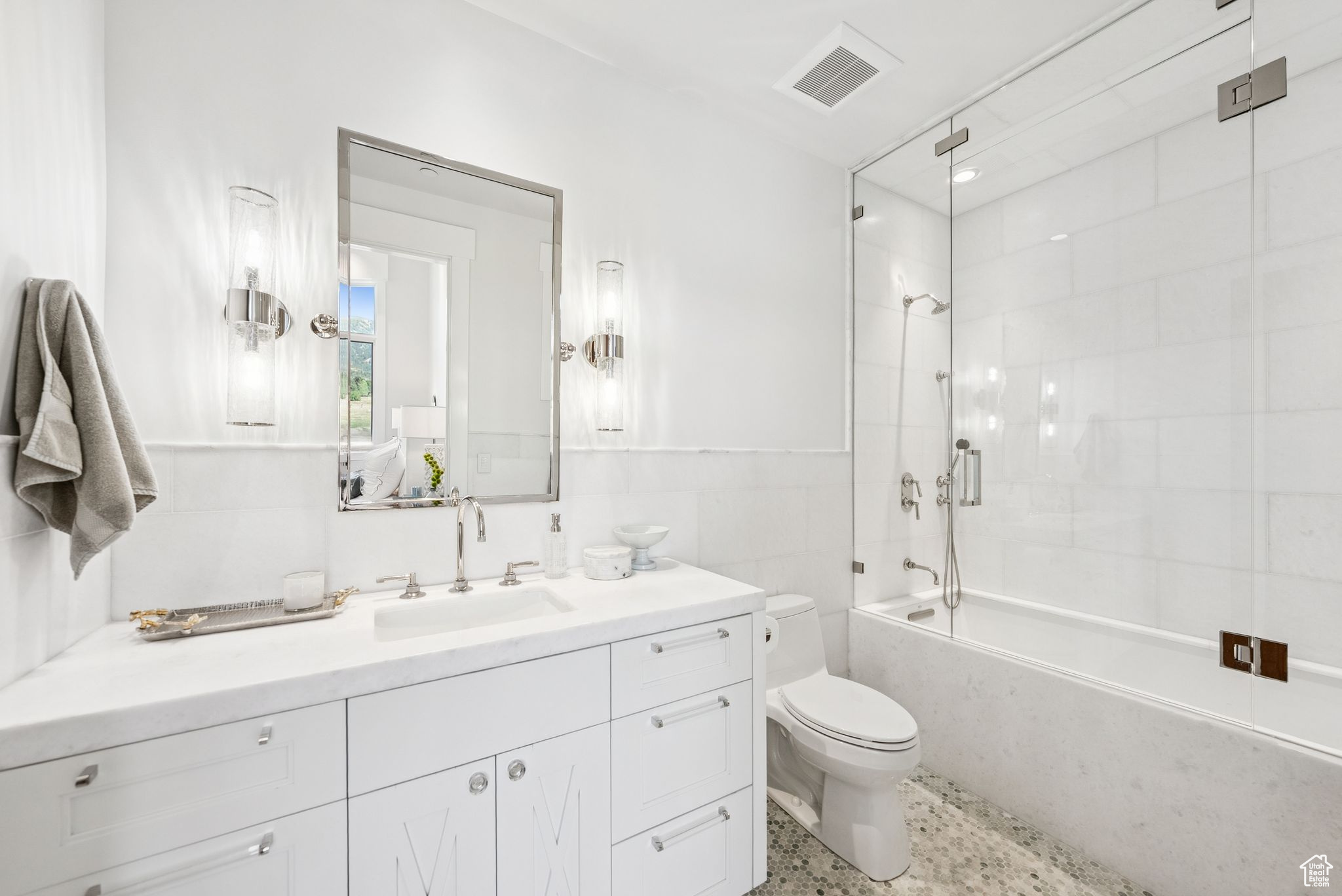 TWO CREEKS RANCH SUBDIVISION - Residential