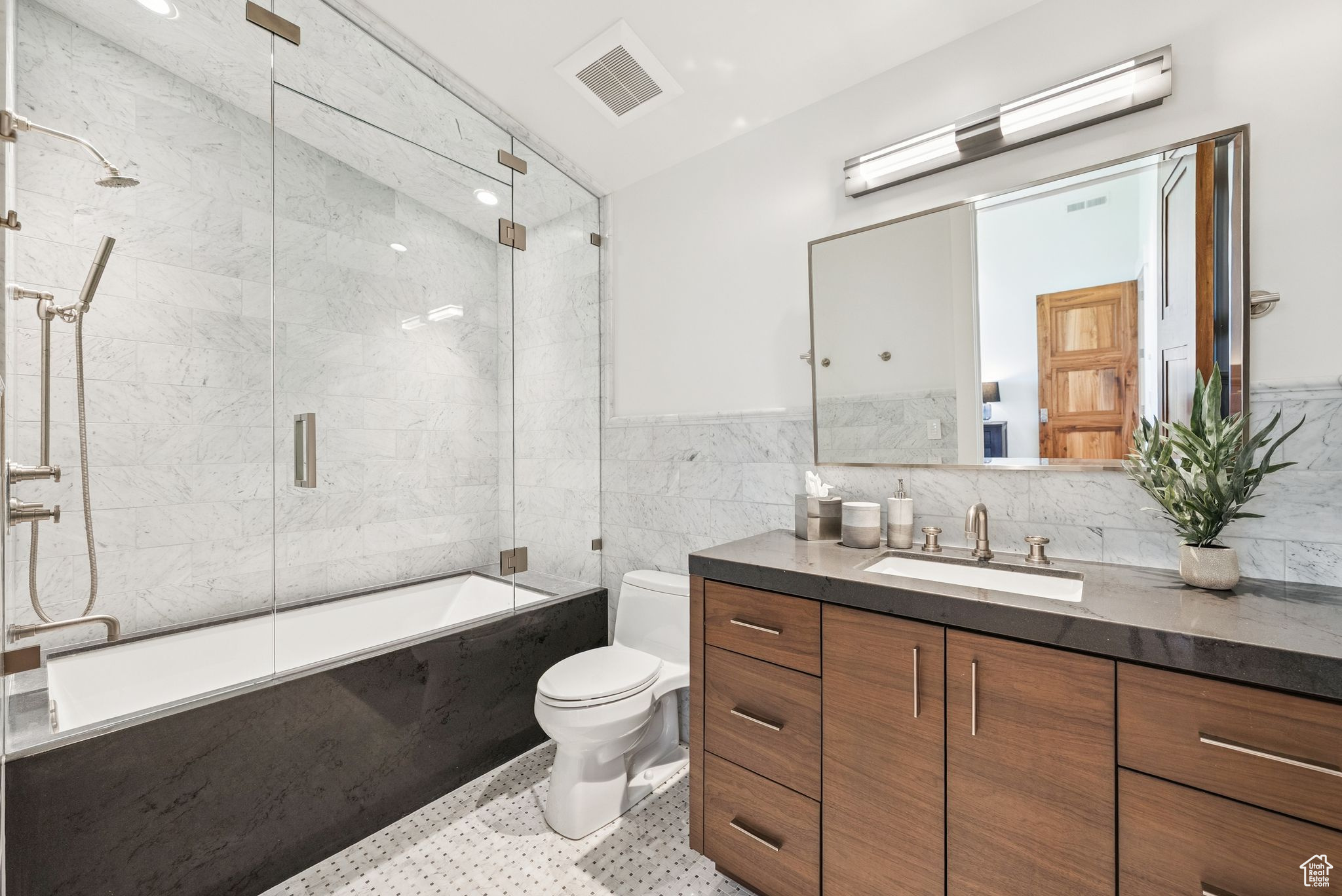 TWO CREEKS RANCH SUBDIVISION - Residential