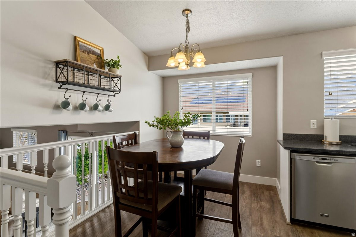BRIER POINTE - Residential