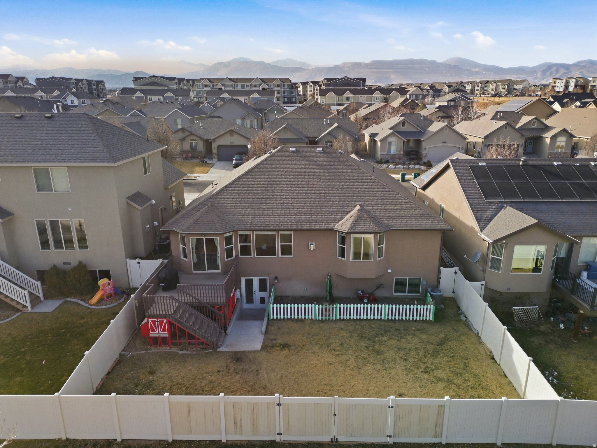 WESTERN SPRINGS - Residential