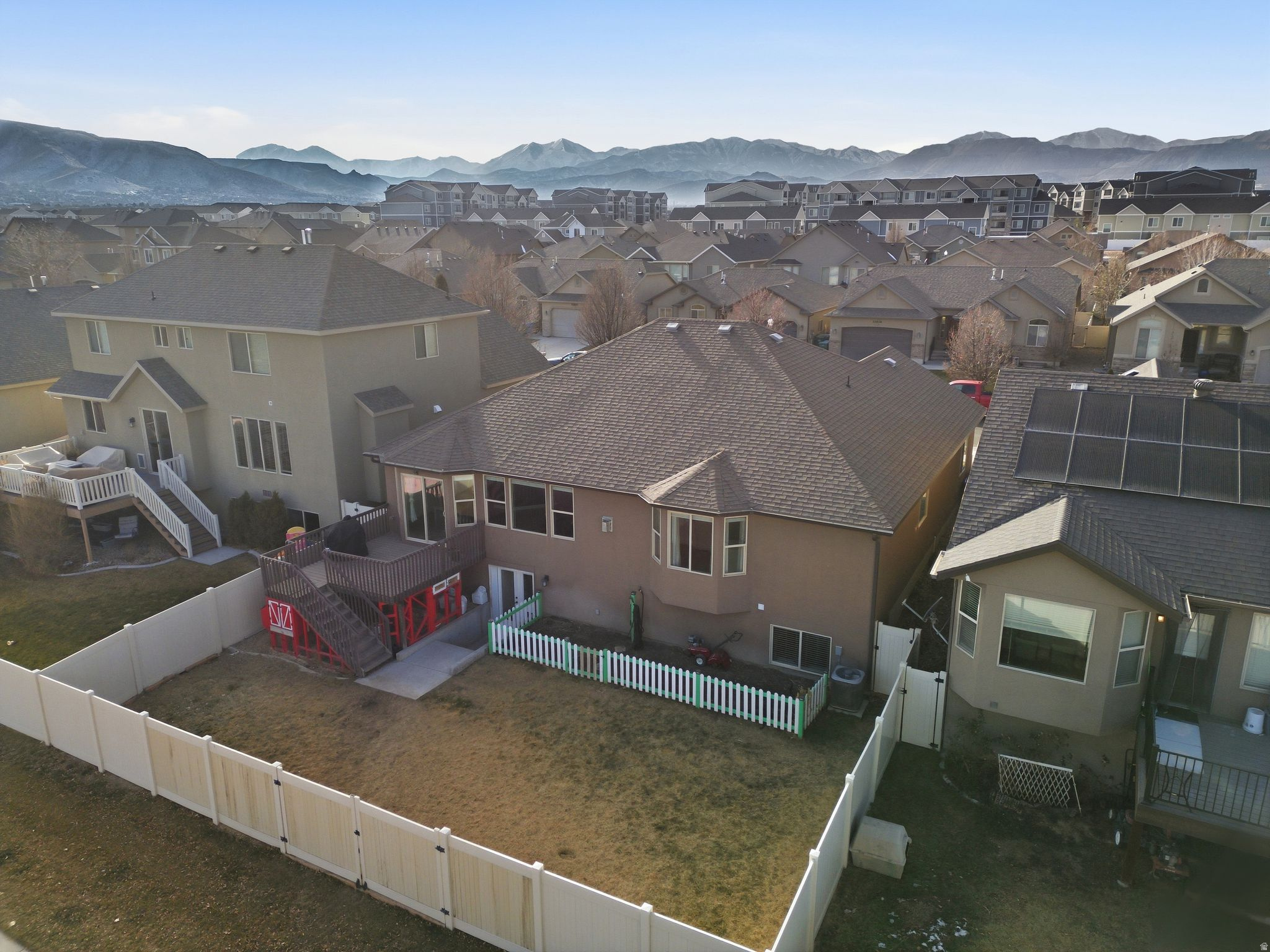 WESTERN SPRINGS - Residential