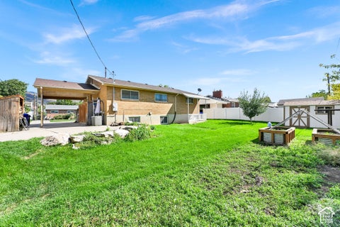 Tiny photo for 935 N 325 W, Bountiful, UT 84010 (MLS # 2188896)